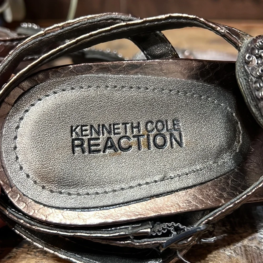 Kenneth Cole Reaction great used
